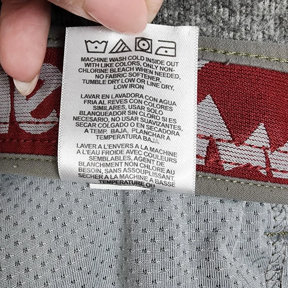 Wrangler ATG Cargo Pants Mens 40x30 Gray All Terrain Gear Outdoor Hiking Utility